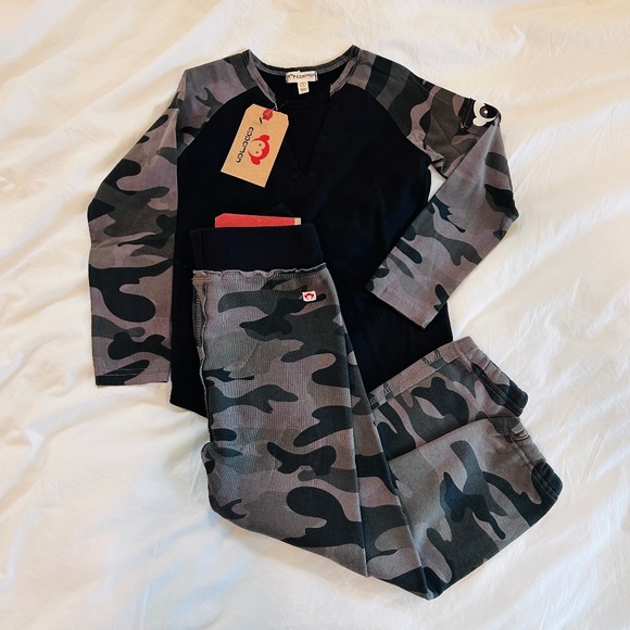 Appaman Camo Sweatpants & Baseball Tee Set